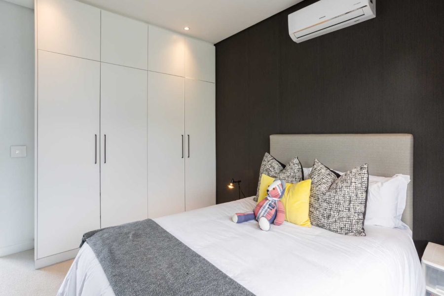 To Let 5 Bedroom Property for Rent in Val De Vie Estate Western Cape